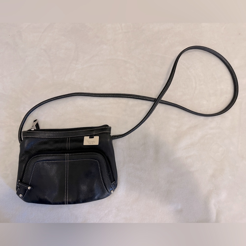 Black crossbody shoulder bag. 90s vintage Tiganello bag.